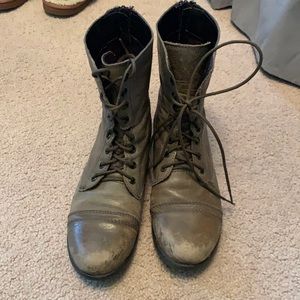 Steve Madden Troopa Combat boot